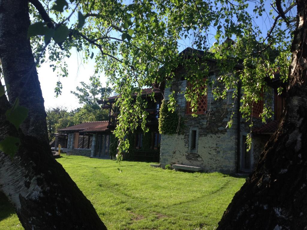 Il Ciliegio Selvatico Apartment Verbania Bagian luar foto