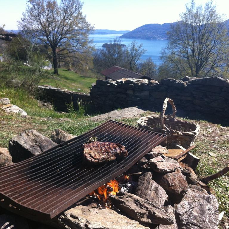 Il Ciliegio Selvatico Apartment Verbania Bagian luar foto